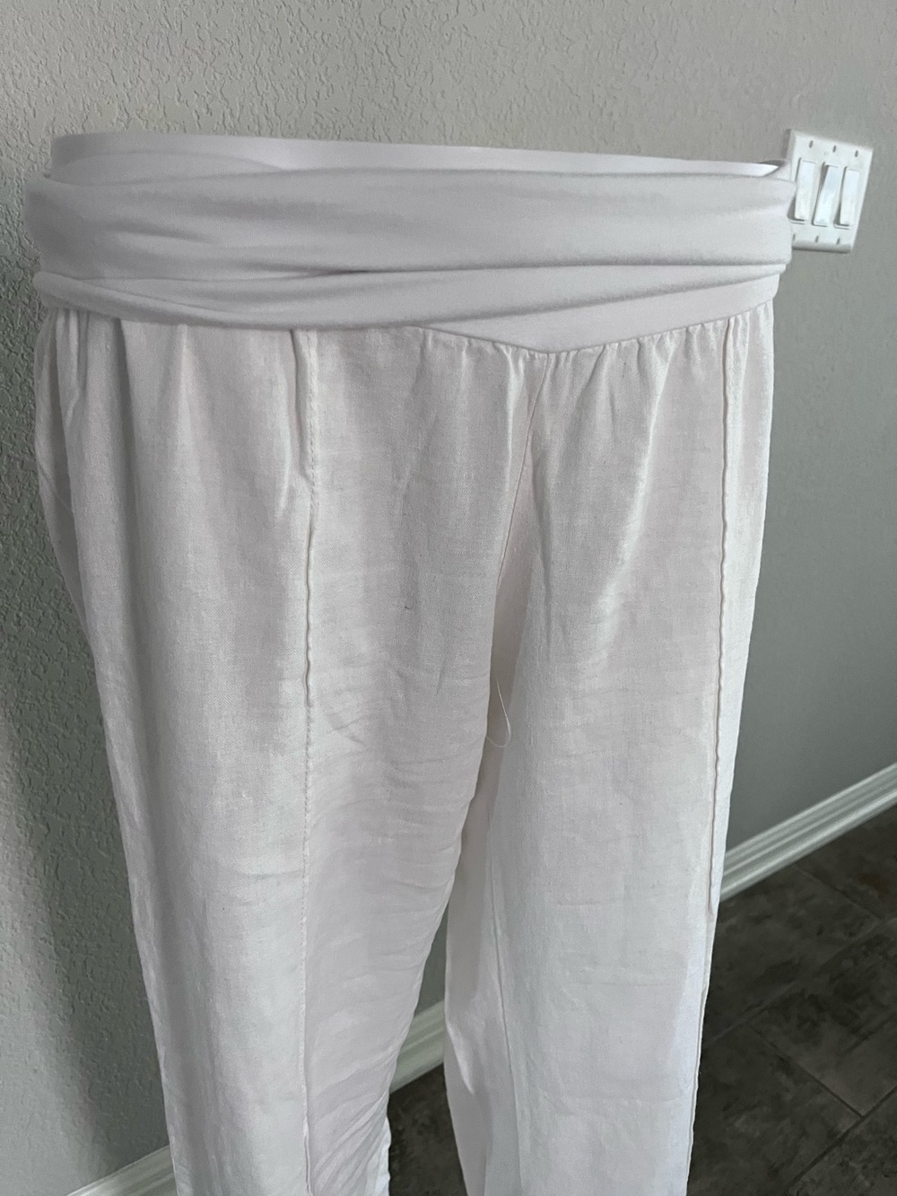Just Living White Casual Waistband Top